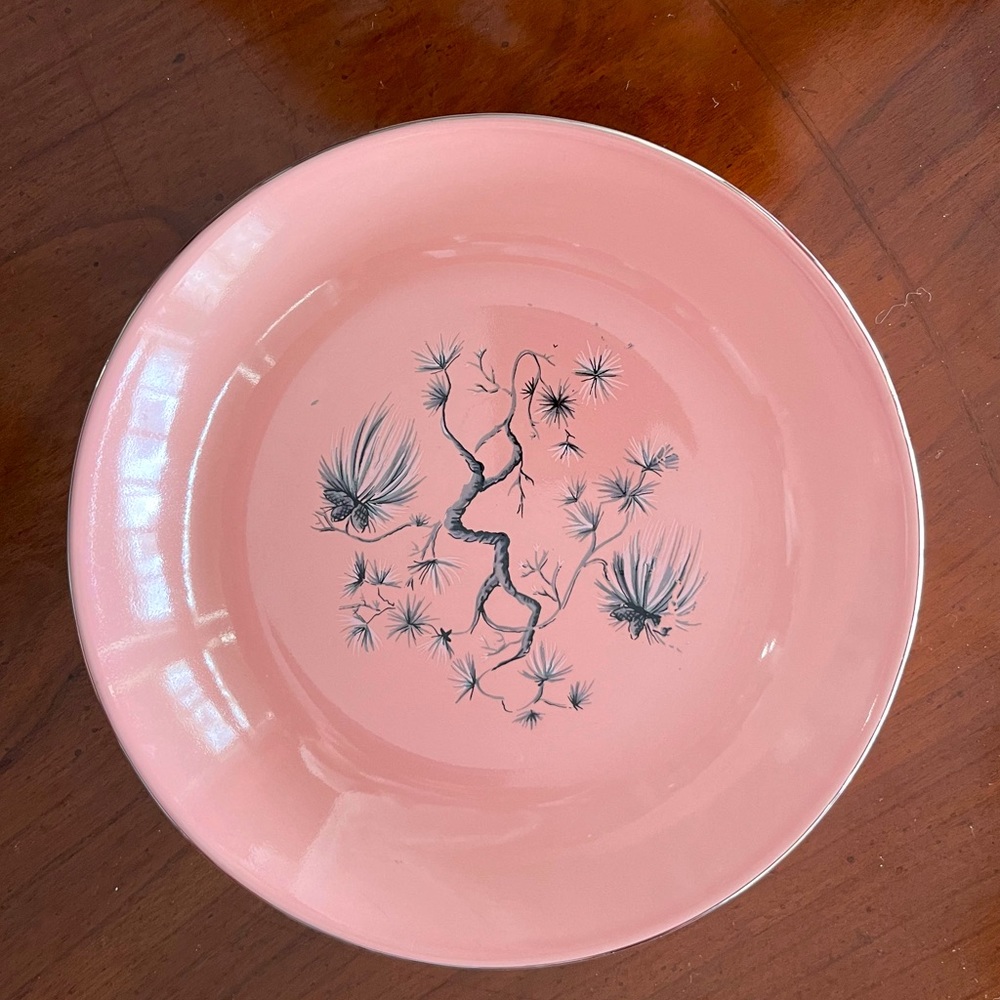 Valentine’s PINK! 1950s Taylor Smith & Taylor Dwarf Pine PINK coupe bowl